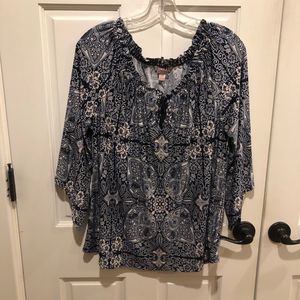 DB three quarter sleeved blue top.